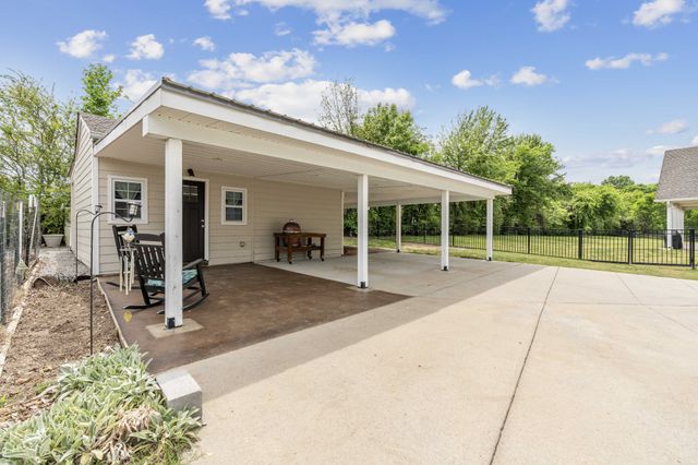 3946D Hickory Ridge Rd, Lebanon, TN 37087
