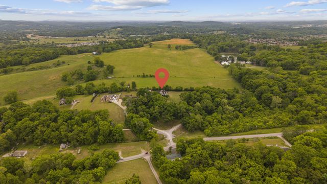 3946D Hickory Ridge Rd, Lebanon, TN 37087