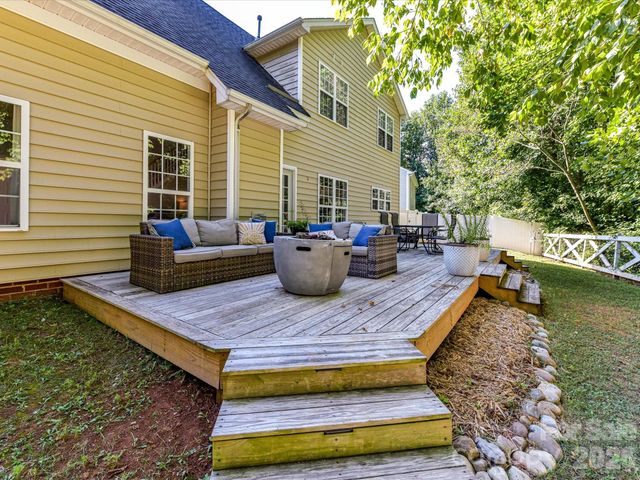 150 W Cavendish Drive, Mooresville, NC 28115