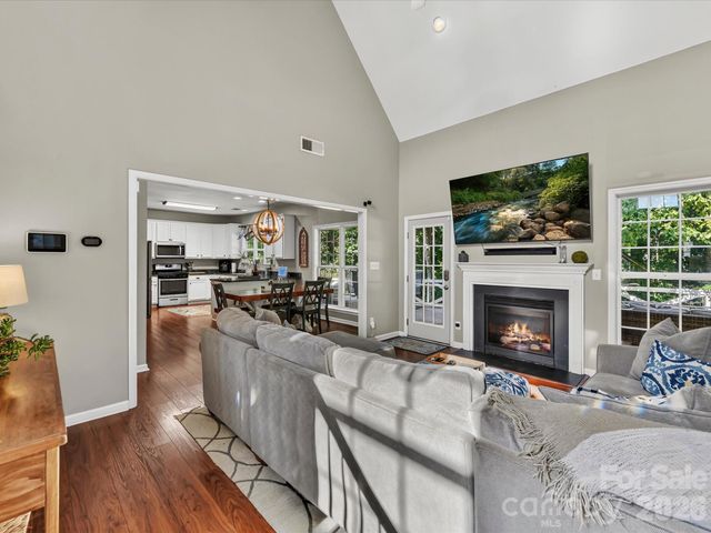 150 W Cavendish Drive, Mooresville, NC 28115