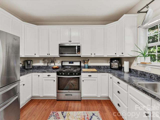 150 W Cavendish Drive, Mooresville, NC 28115