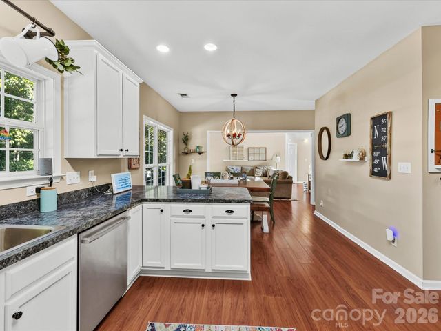 150 W Cavendish Drive, Mooresville, NC 28115