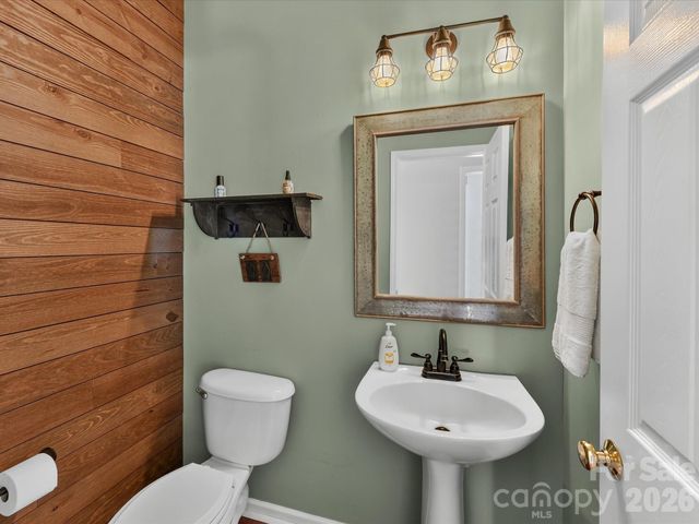 150 W Cavendish Drive, Mooresville, NC 28115