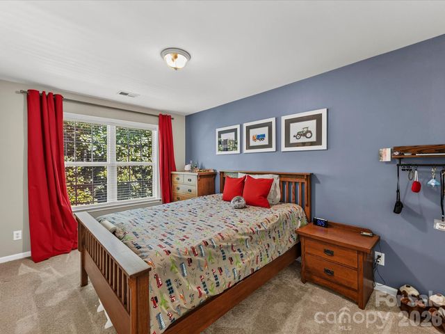 150 W Cavendish Drive, Mooresville, NC 28115