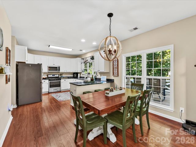 150 W Cavendish Drive, Mooresville, NC 28115