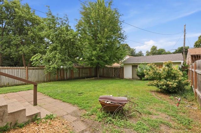 2619 James Avenue N, Minneapolis, MN 55411