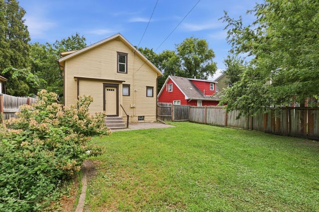 2619 James Avenue N, Minneapolis, MN 55411