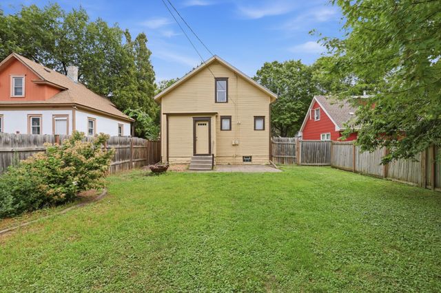 2619 James Avenue N, Minneapolis, MN 55411