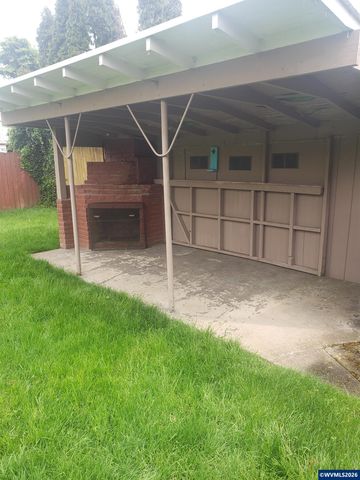 855 SE Clay St, Albany, OR 97322