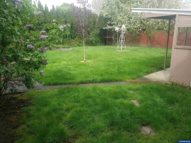 855 SE Clay St, Albany, OR 97322