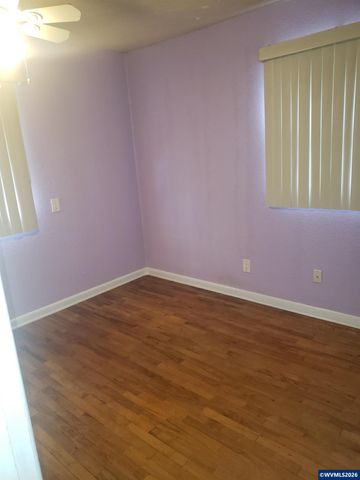 855 SE Clay St, Albany, OR 97322