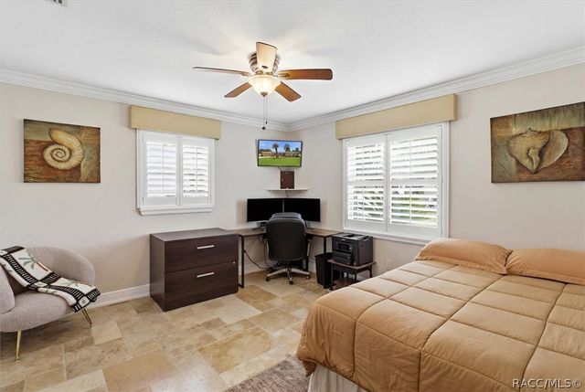 1302 SE Paradise Avenue, Crystal River, FL 34429