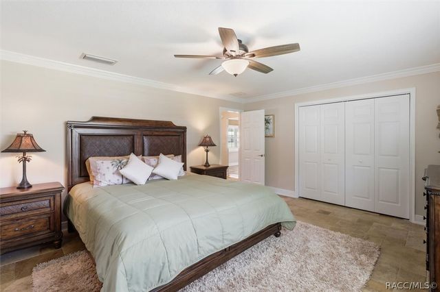 1302 SE Paradise Avenue, Crystal River, FL 34429
