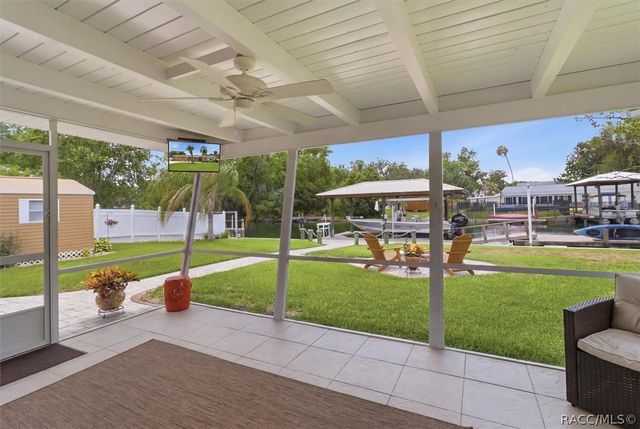 1302 SE Paradise Avenue, Crystal River, FL 34429