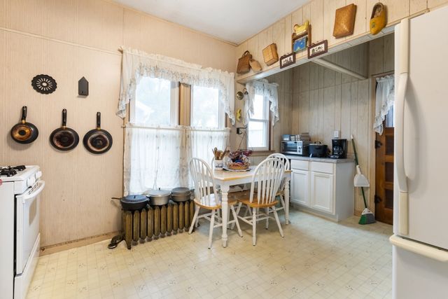 407 2nd Avenue, Rock Falls, IL 61071