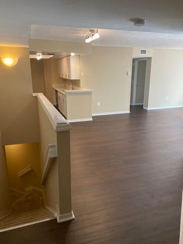 4197 N Haverhill Road 209, West Palm Beach, FL 33417