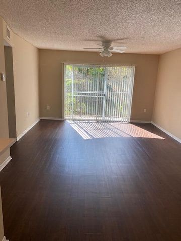 4197 N Haverhill Road 209, West Palm Beach, FL 33417