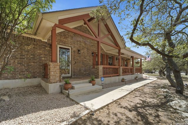 1777 CROSSBOW DR, Canyon Lake, TX 78133