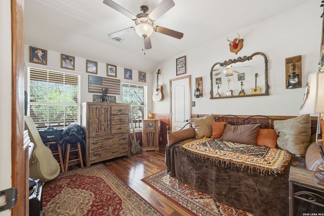 1777 CROSSBOW DR, Canyon Lake, TX 78133
