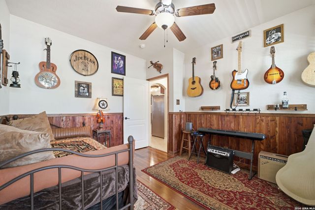1777 CROSSBOW DR, Canyon Lake, TX 78133