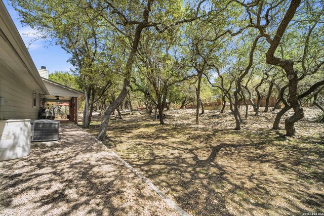 1777 CROSSBOW DR, Canyon Lake, TX 78133