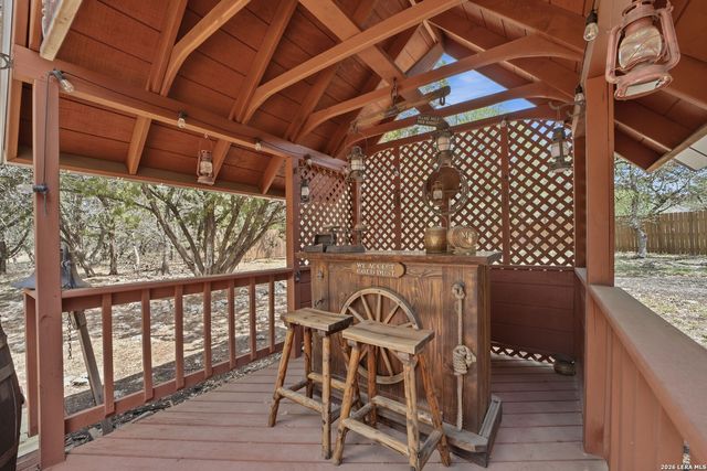 1777 CROSSBOW DR, Canyon Lake, TX 78133