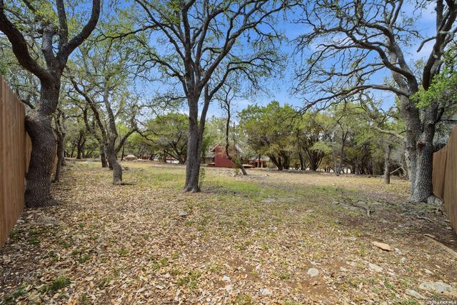 1777 CROSSBOW DR, Canyon Lake, TX 78133