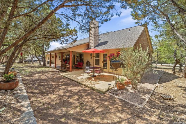 1777 CROSSBOW DR, Canyon Lake, TX 78133