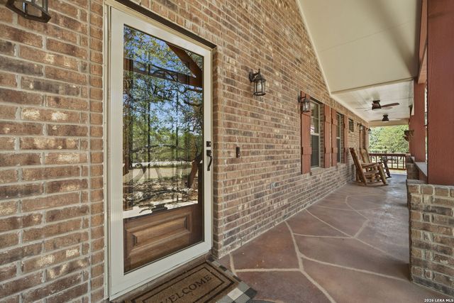 1777 CROSSBOW DR, Canyon Lake, TX 78133