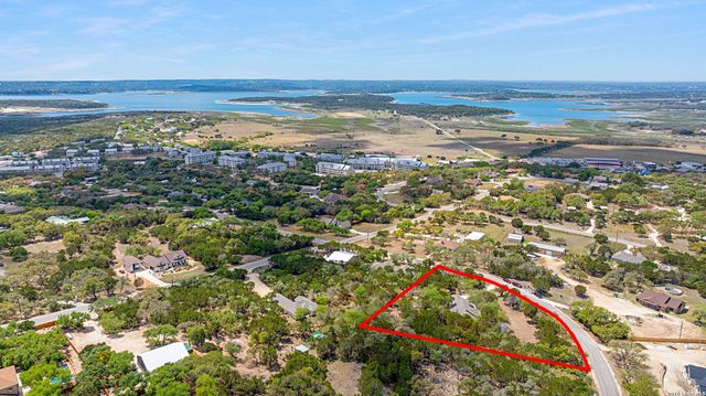 1777 CROSSBOW DR, Canyon Lake, TX 78133