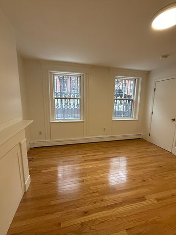 4 Milford St M-01, Boston, MA 02118