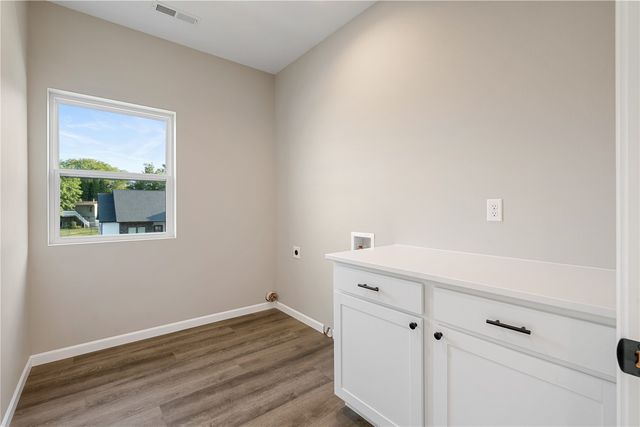 436 Dawson Drive, West Branch, IA 52358