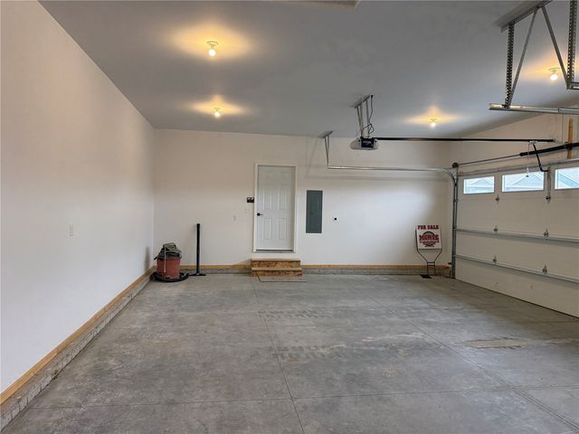 436 Dawson Drive, West Branch, IA 52358