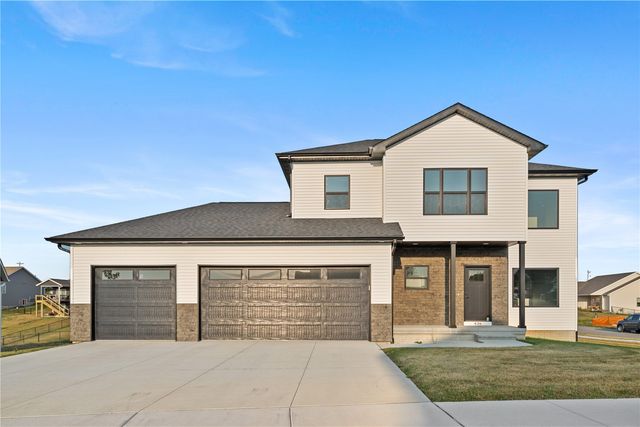 436 Dawson Drive, West Branch, IA 52358