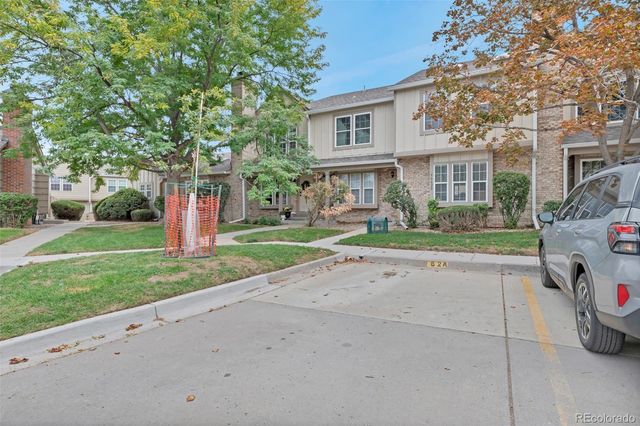 9662 W Chatfield Avenue A, Littleton, CO 80128