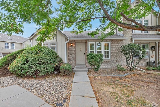 9662 W Chatfield Avenue A, Littleton, CO 80128