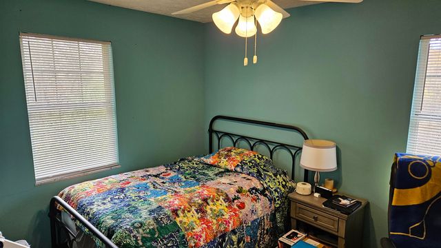 14 Heath Court, Huntington, WV 25705