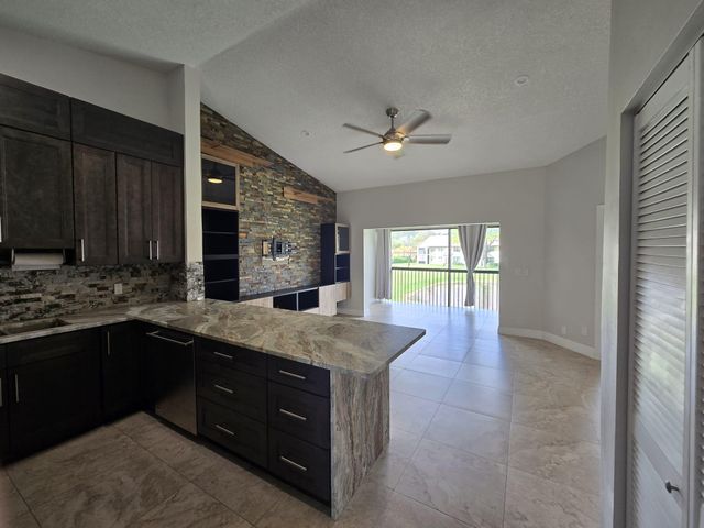 706 Freedom Court 706, Deerfield Beach, FL 33442