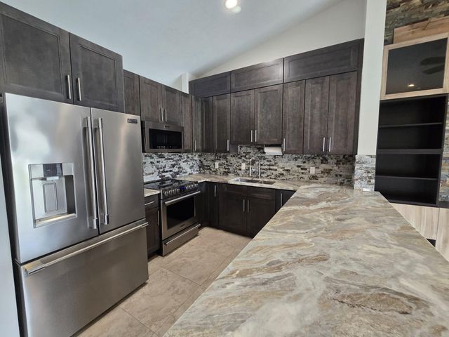 706 Freedom Court 706, Deerfield Beach, FL 33442