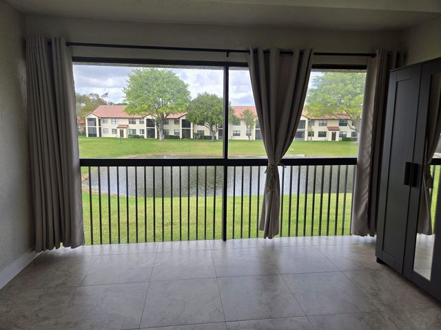 706 Freedom Court 706, Deerfield Beach, FL 33442