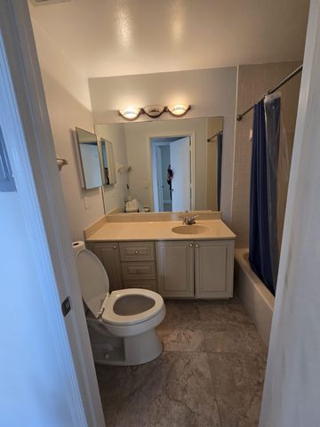 706 Freedom Court 706, Deerfield Beach, FL 33442