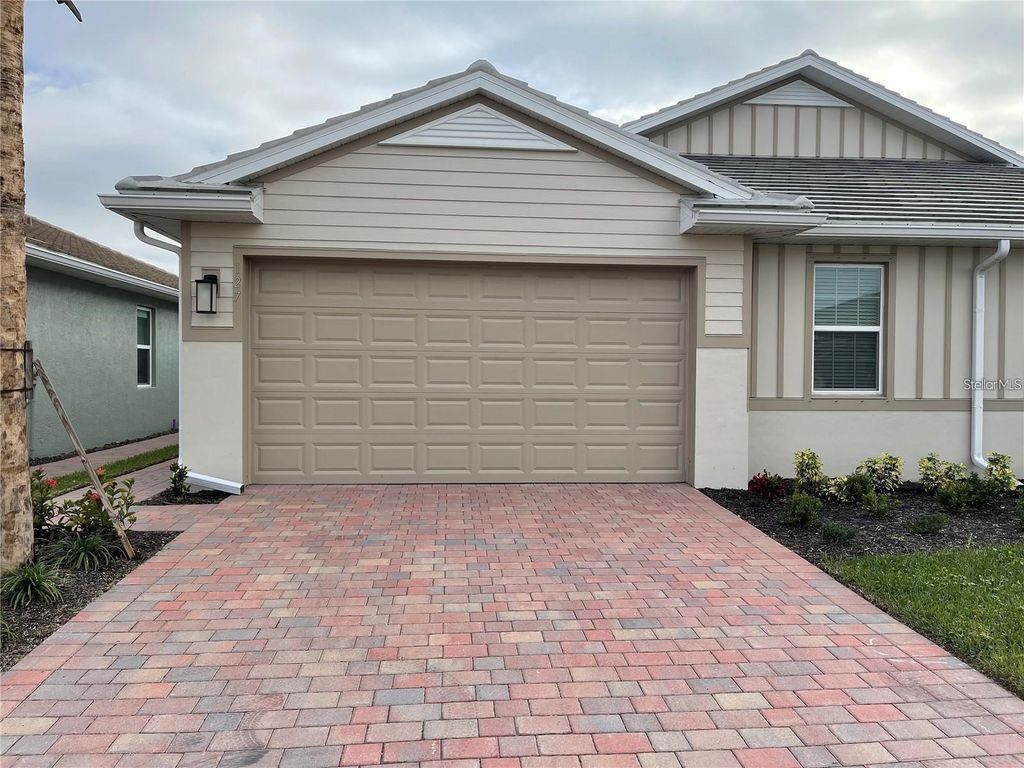 127 IBIZA LOOP, Venice, FL 34292