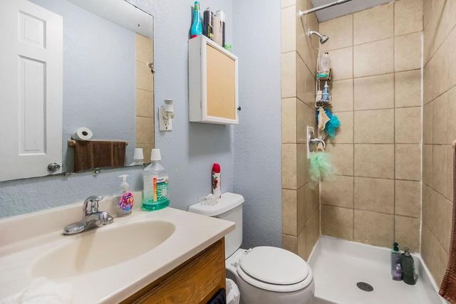 1 McGrew Grove Street, Kansas City, KS 66101