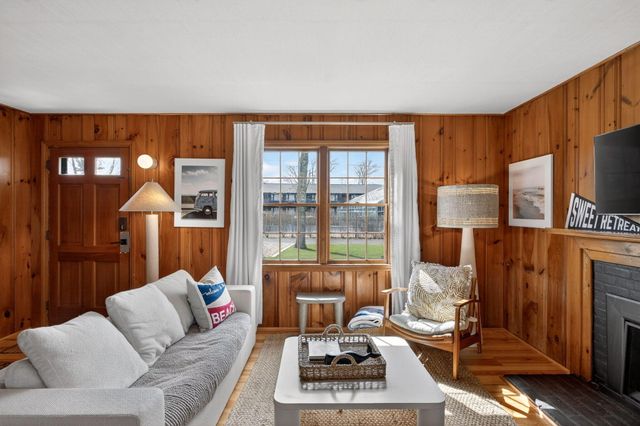 6 Manning Road, Dennis Port, MA 02639