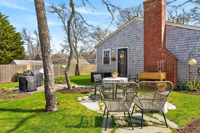 6 Manning Road, Dennis Port, MA 02639