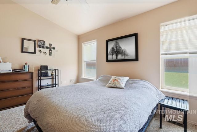 321 W Ave K, Jerome, ID 83338