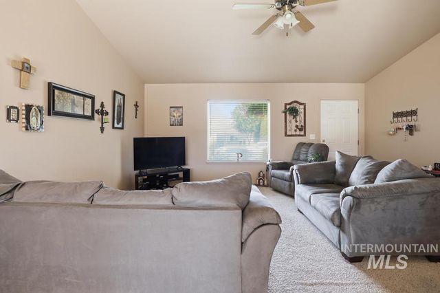 321 W Ave K, Jerome, ID 83338