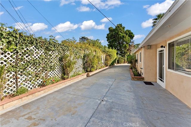2423 San Pasqual, Pasadena, CA 91107