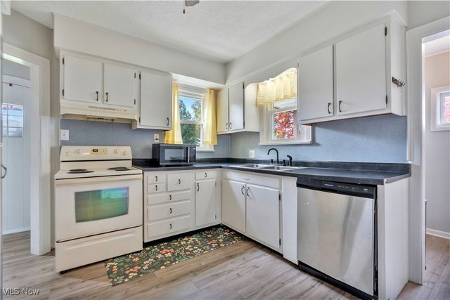 2364 Shunk Avenue, Alliance, OH 44601