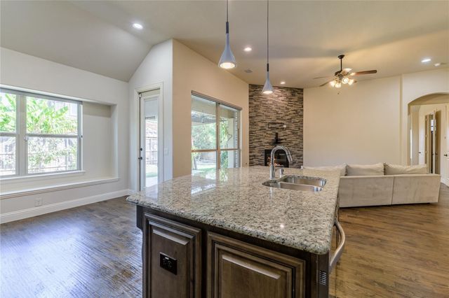 4533 Redbridge Drive, Plano, TX 75074